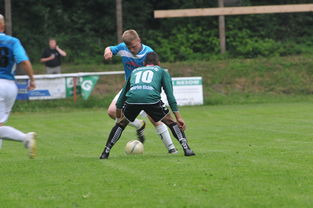 九游登录中心-足球战术多样化提升比赛精彩度，足球比赛技战术的运用和分析