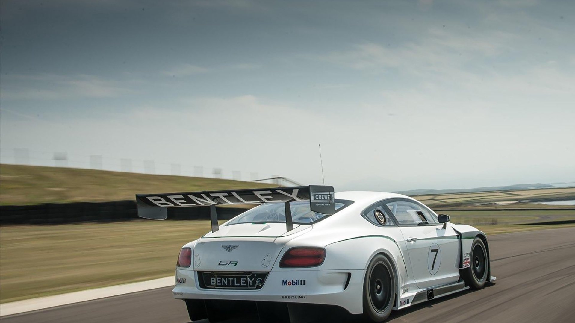 九游娱乐(jiuyou)官网-奥尔韦拉决赛冲线瞬间引爆全场，奥尔伟业